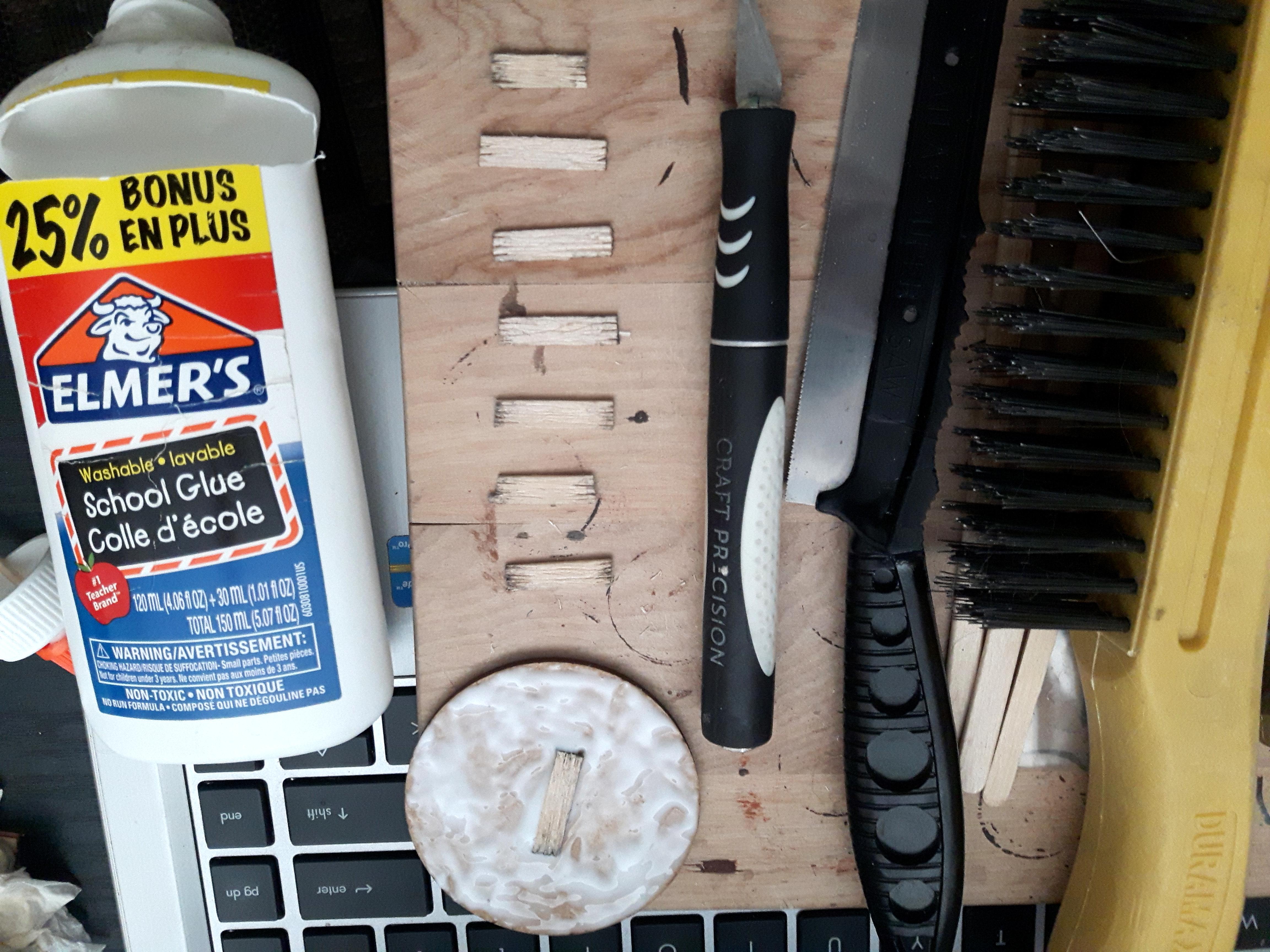 2. Modelling Boards and Applying White Glue 2. Modelling Boards and